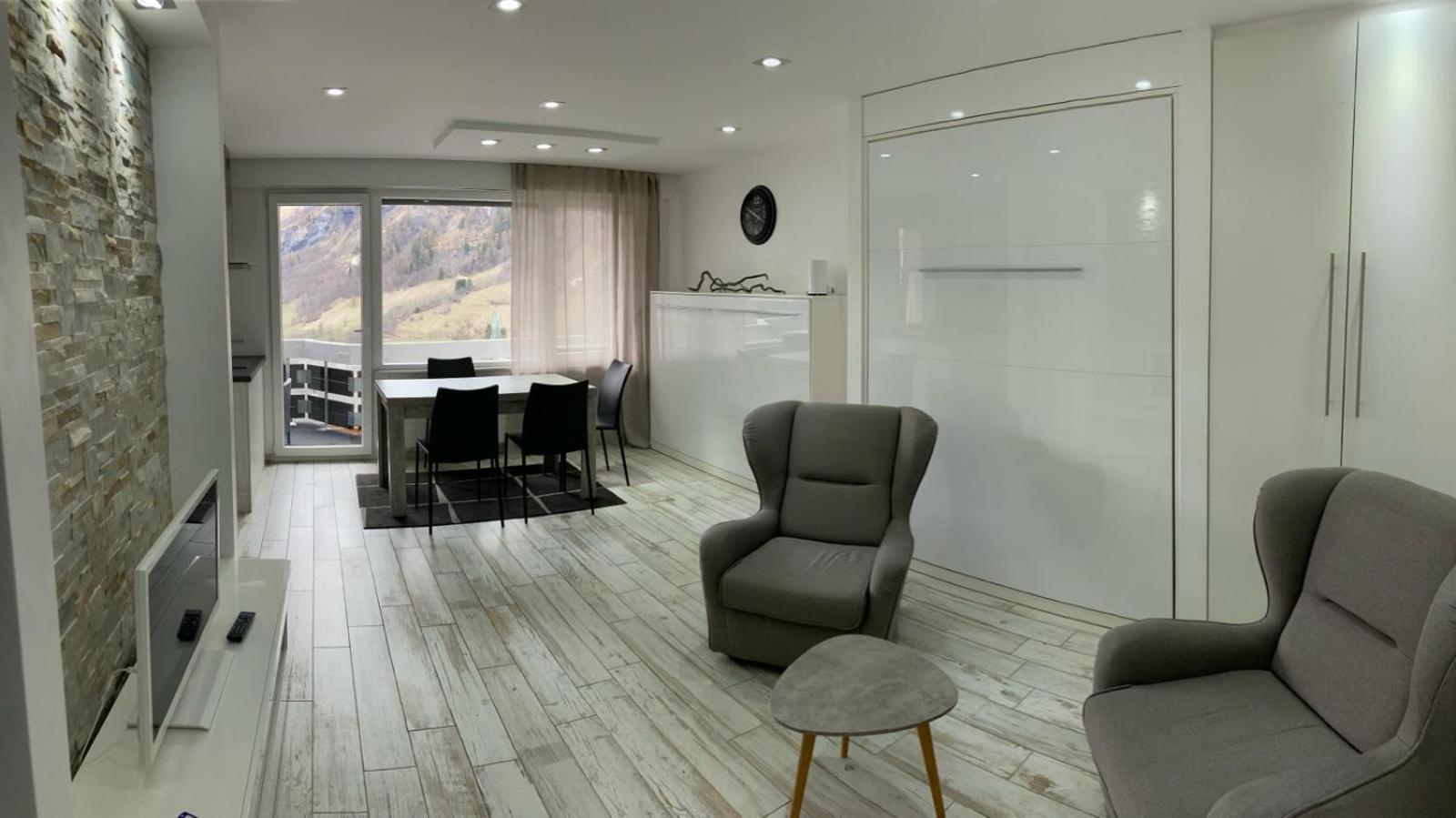 Flaminia Wohnung 15 - Best View And Free Parking! Leukerbad Exterior photo
