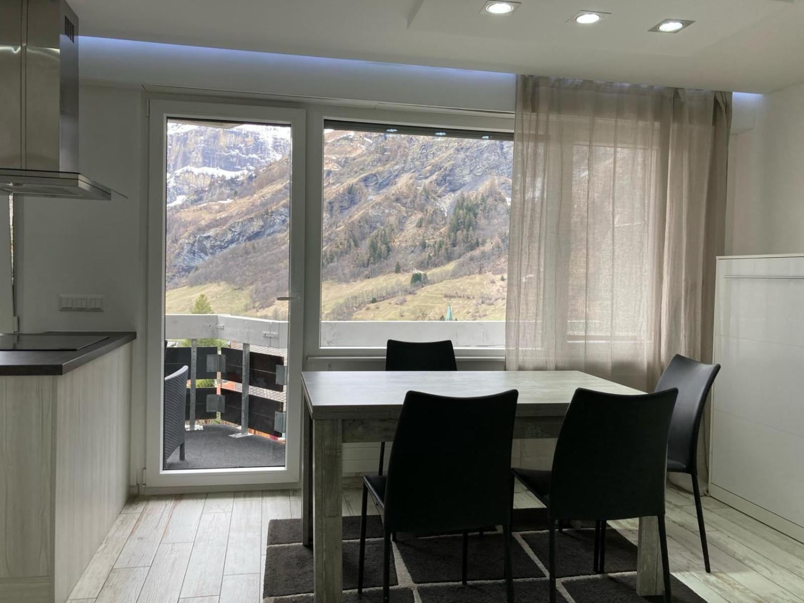 Flaminia Wohnung 15 - Best View And Free Parking! Leukerbad Exterior photo